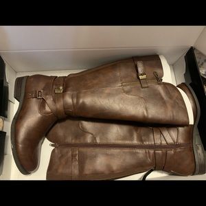 Brown tall boots (Wide)